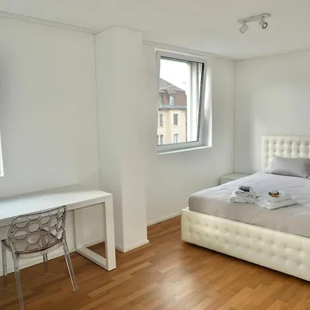 Balcony In Sh2,4r *
