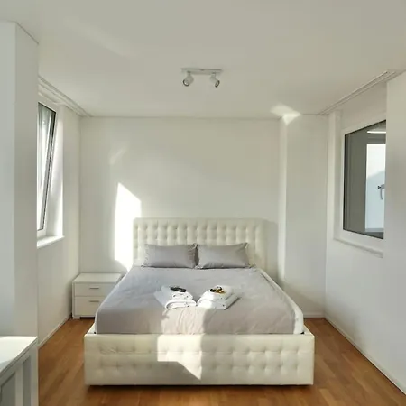 Appartement Balcony In Sh2,4r *